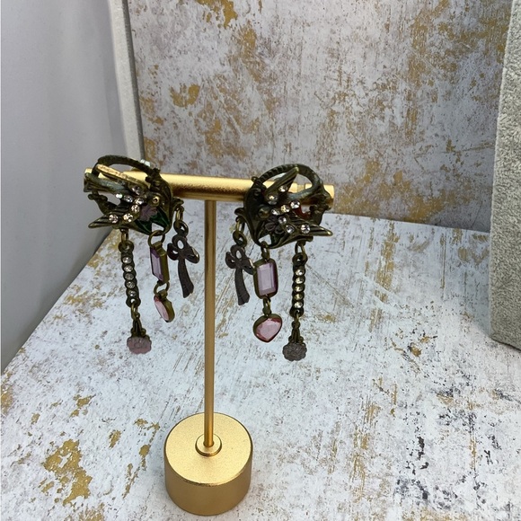 🎄🎄Banana Bob Birds and Bows Gold and Pink Chandelier Earrings - Picture 3 of 5